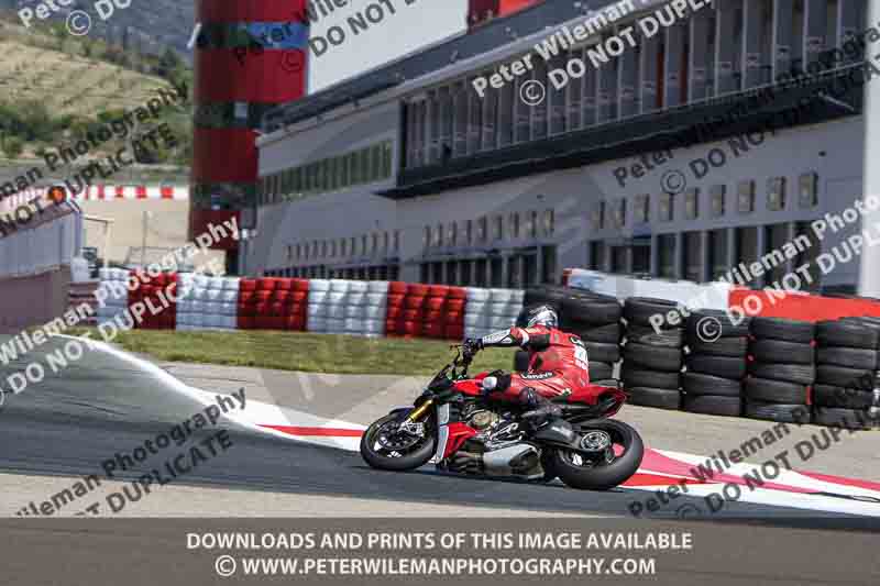 cadwell no limits trackday;cadwell park;cadwell park photographs;cadwell trackday photographs;enduro digital images;event digital images;eventdigitalimages;navarra;no limits trackdays;peter wileman photography;racing digital images;trackday digital images;trackday photos